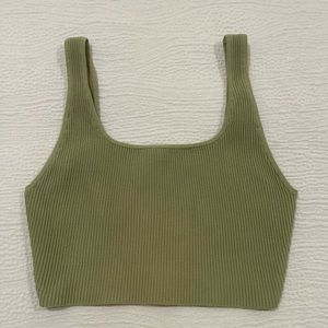 Aritzia Babaton Sculpt Knit Squareneck Cropped Tank (M)